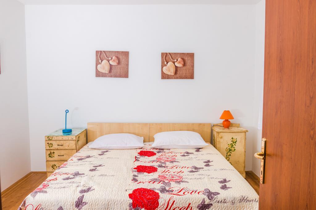 Apartments Seka Новий Винодольський Екстер'єр фото